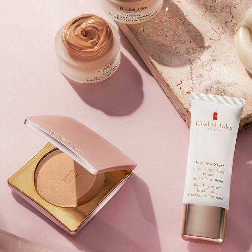 Polvos Compactos Elizabeth Arden SKINCARING POWDER Medium 10 g